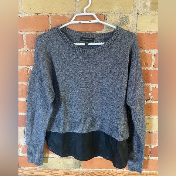 BANANA REPUBLIC bundle of grey and black sweaters - Picture 6 of 9